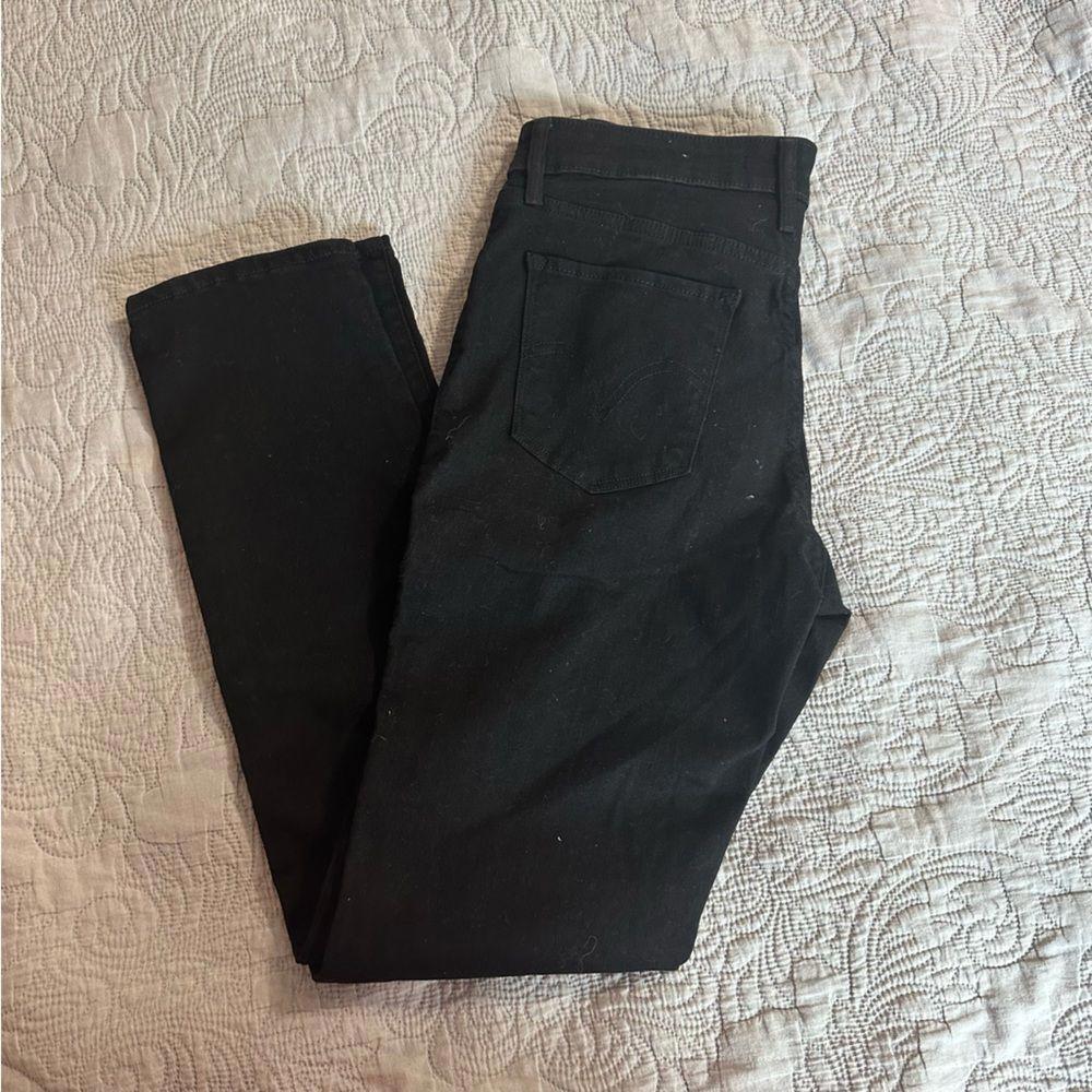 Levi’s Classic Mid-rise Skinny Jeans - Picture 3 of 5
